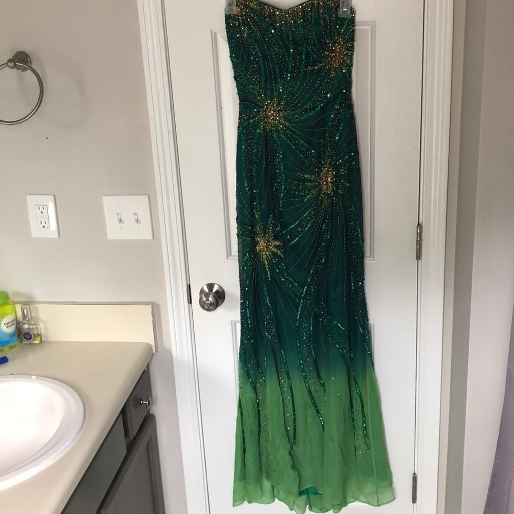 Riva Designs Strapless Prom Dress